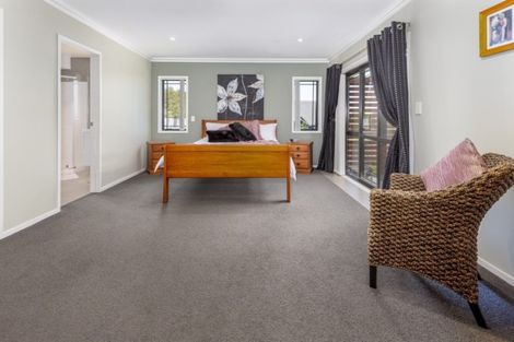 Photo of property in 9 Northvale Place, Pukekohe, 2120