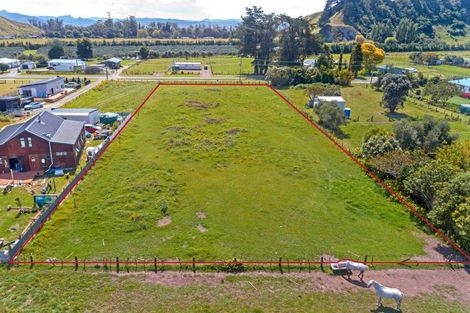 Photo of property in 60 Banks Street, Tolaga Bay, 4077