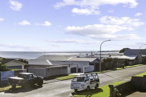 Photo of property in 2a Wanaka Terrace, Bell Block, New Plymouth, 4312