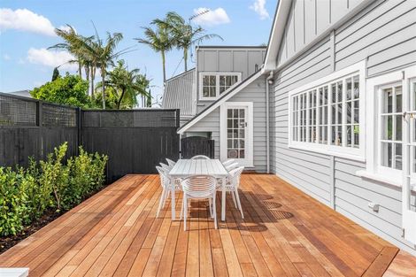Photo of property in 2 Minnehaha Avenue, Takapuna, Auckland, 0622