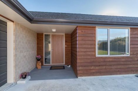 Photo of property in 38 Saint Laurent Way, Ohau, Levin, 5570