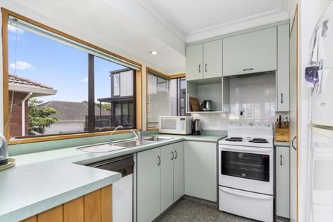 Photo of property in 2/49 May Street, Mount Maunganui, 3116
