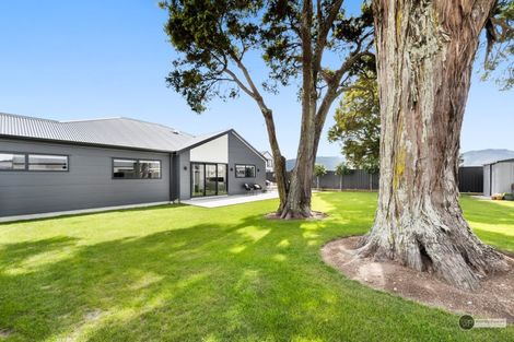 Photo of property in 24 Castletown Street, Wallaceville, Upper Hutt, 5018