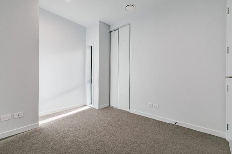 Photo of property in Frank Sargeson Apts, 1/74g Anzac Street, Takapuna, Auckland, 0622