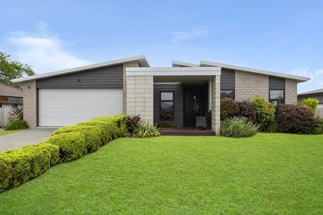 Photo of property in 15 Windsor Street, Richmond Heights, Taupo, 3330
