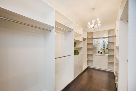 Photo of property in 7 Titirangi Drive, Fitzherbert, Palmerston North, 4471