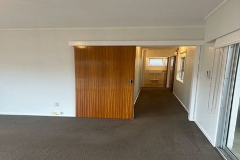 Photo of property in 40 Tiraumea Drive, Pakuranga, Auckland, 2010