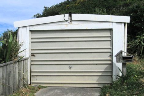 Photo of property in 15a Bristol Street, Island Bay, Wellington, 6023