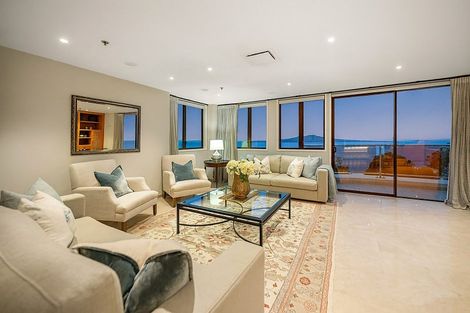 Photo of property in Mon Desir Apartments, 6/173b Hurstmere Road, Takapuna, Auckland, 0622