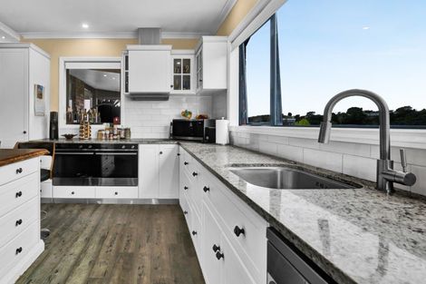 Photo of property in 69f Karamea Street, Whalers Gate, New Plymouth, 4310