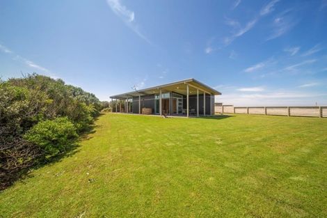 Photo of property in 292 Tai Road, Opunake, 4681