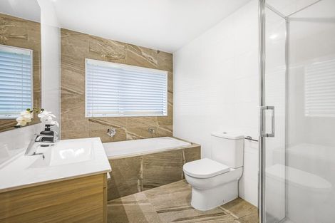 Photo of property in 7 Somerset Place, Stanmore Bay, Whangaparaoa, 0932