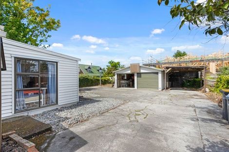 Photo of property in 24 Grassmere Street, Papanui, Christchurch, 8052
