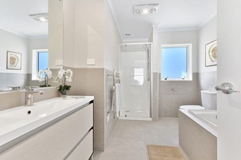 Photo of property in 7 Vincent Mcgrath Crescent, Swanson, Auckland, 0614