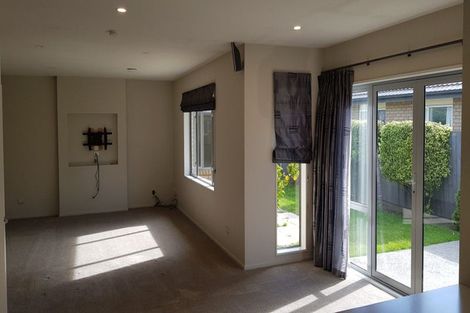 Photo of property in 10 Saint Peters Close, Woolston, Christchurch, 8062