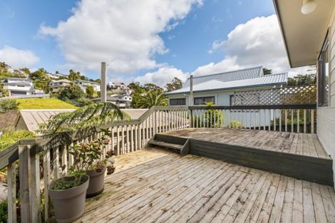 Photo of property in 52 Ferry Road, Arkles Bay, Whangaparaoa, 0932