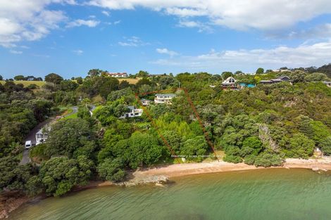 Photo of property in 100 Manganese Point Road, Tamaterau, Whangarei, 0174