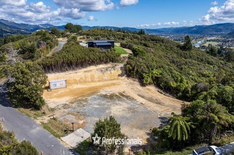Photo of property in 8 Stroma Way, Timberlea, Upper Hutt, 5018