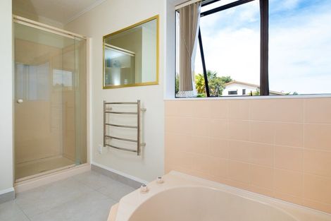Photo of property in 9 Cumberland Rise, Taradale, Napier, 4112