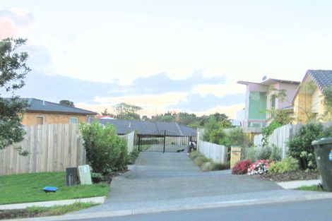 Photo of property in 4 Totara Views Drive, Red Beach, 0932