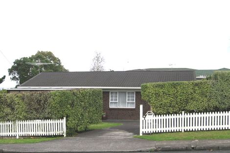 Photo of property in 1 Colwill Road, Massey, Auckland, 0614