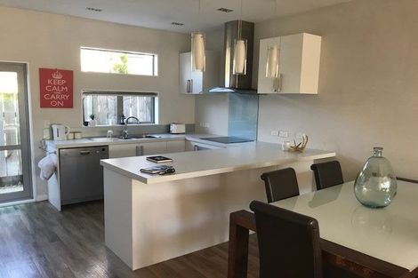 Photo of property in 16b Argentine Avenue, Miramar, Wellington, 6022