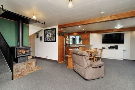 Photo of property in 19 Mclaughlins Road, Darfield, 7510