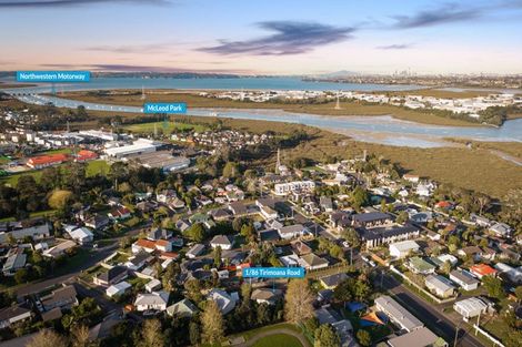 Photo of property in 1/86 Tirimoana Road, Te Atatu South, Auckland, 0602