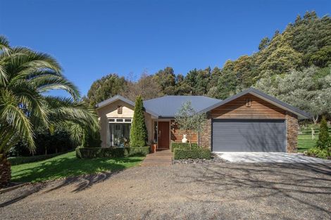 Photo of property in 5518 Christchurch Akaroa Road, French Farm, 7582