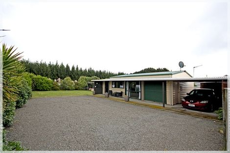 Photo of property in 2079 Tangimoana Road, Tangimoana, Palmerston North, 4473