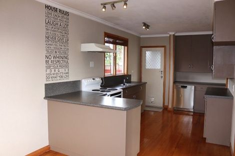 Photo of property in 16 Glen Place, Awapuni, Palmerston North, 4412