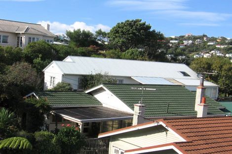 Photo of property in 118 Tauhinu Road, Miramar, Wellington, 6022