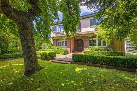Photo of property in 10 Saint Johns Avenue, Palmerston North, 4414
