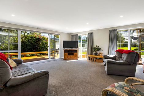 Photo of property in 97 Gear Road, Te Horo, Otaki, 5582