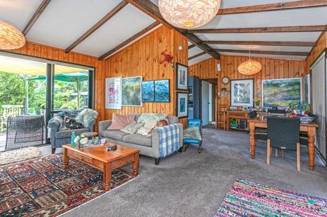 Photo of property in 64 Manaia Road, Tairua, 3508