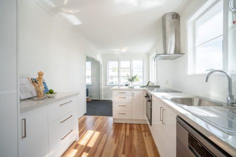 Photo of property in 44 Ronberg Street, Highbury, Palmerston North, 4412