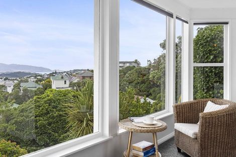 Photo of property in 33 Karepa Street, Brooklyn, Wellington, 6021