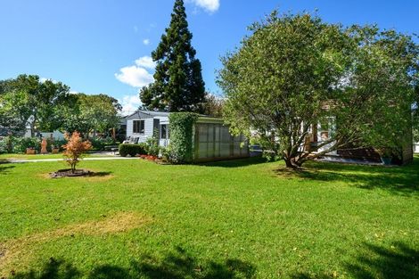 Photo of property in 24 Alice Street, Riverhead, 0820