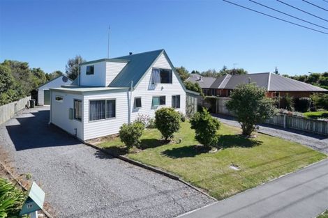 Photo of property in 19 Mclaughlins Road, Darfield, 7510