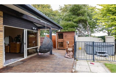 Photo of property in 22 Mervyn Drive, Avondale, Christchurch, 8061