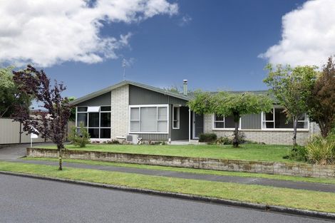 Photo of property in 3 Trigg Crescent, Taradale, Napier, 4112