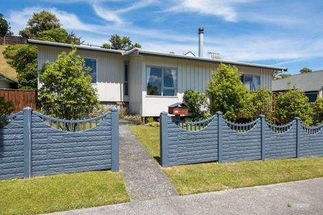 Photo of property in 244 Major Drive, Kelson, Lower Hutt, 5010