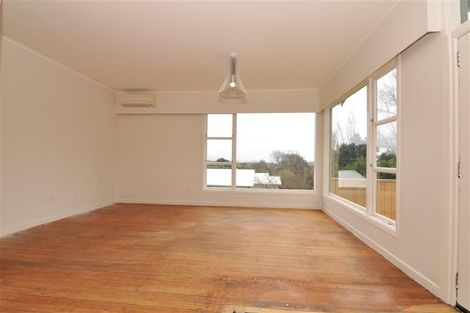 Photo of property in 50 Seddon Street, Waikanae, 5036