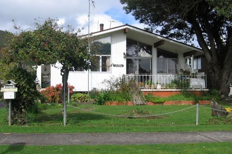 Photo of property in 5 West Crescent, Te Puru, Thames, 3575