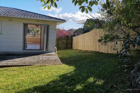 Photo of property in 1/95c Captain Scott Road, Glen Eden, Auckland, 0602