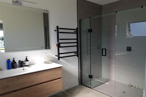 Photo of property in 171 Hickman Road, Urenui, 4375