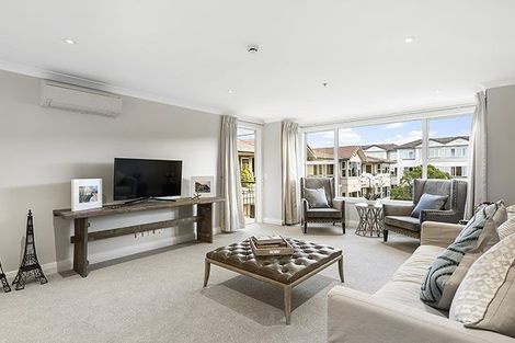 Photo of property in 98b/30 Ambassador Glade, Orewa, 0931