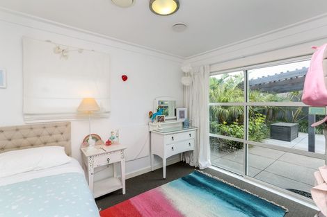 Photo of property in 26 Sackville Street, Fitzroy, New Plymouth, 4312