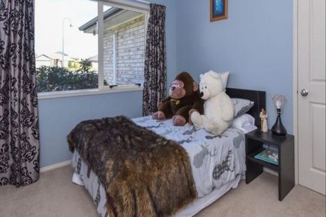 Photo of property in 9 Brechin Place, Wattle Downs, Auckland, 2103