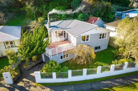 Photo of property in 69 Thomas Street, Stokes Valley, Lower Hutt, 5019